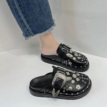 Летние женские тапочки с заклепками на платформе Кожаные мюли в стиле панк-рок, креативная металлическая фурнитура, повседневная обувь для вечеринок, женские уличные тапочки